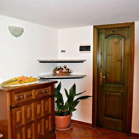 Sarrala's Appartamento Tertenìa
